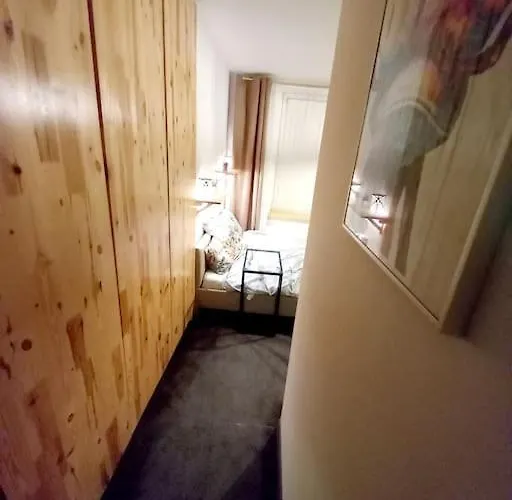 Apartment Wood Breslau